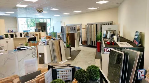 Ausstellungsfläche mit Fliesenmustern bei Lohrmann in Ahlen